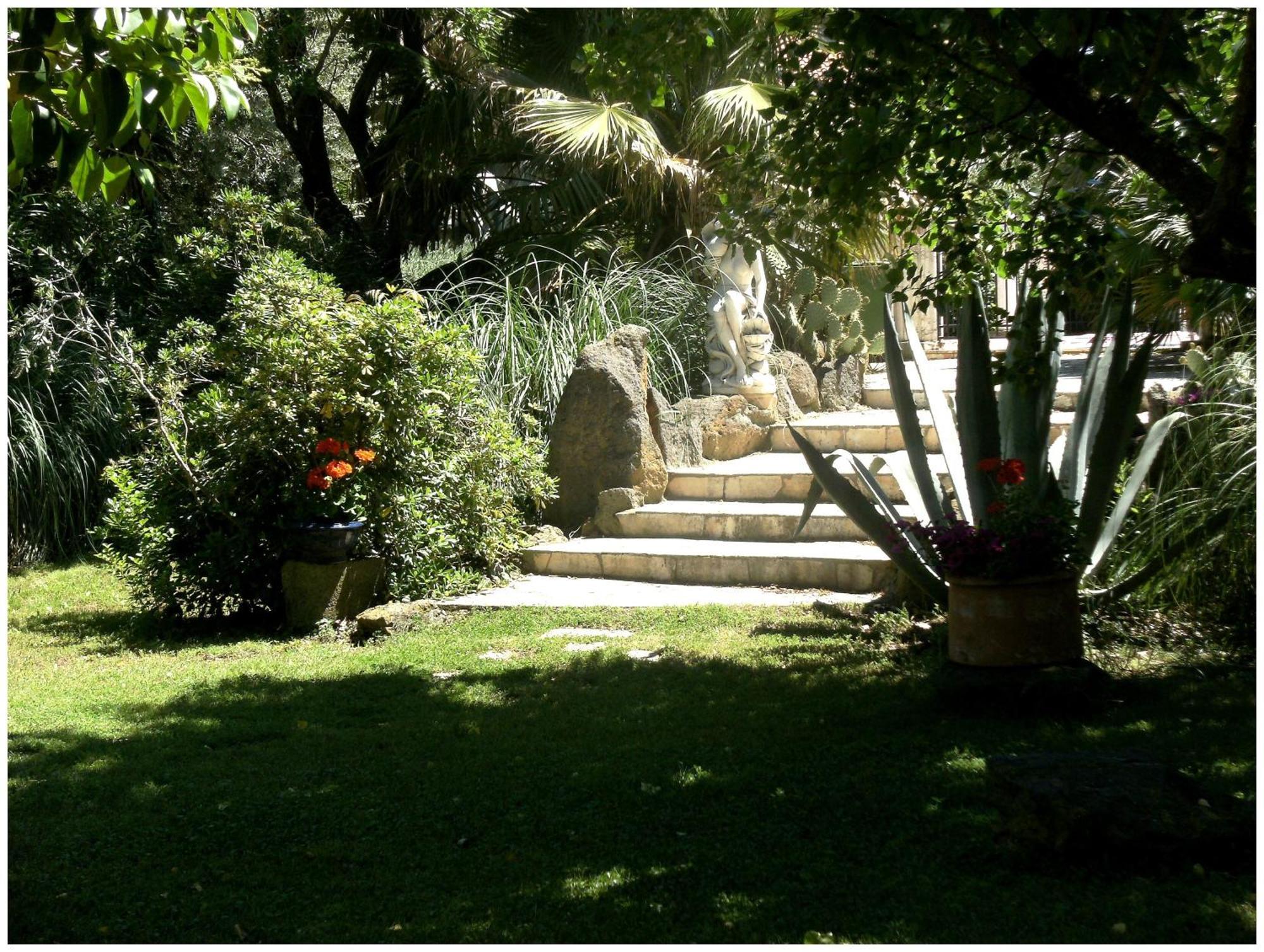 Les Jardins Du Patriarche Hotel Agde Exterior photo
